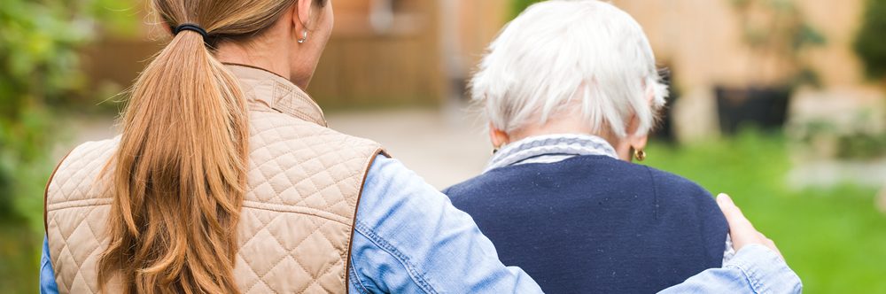 Vaccini, nuovo Piano include badanti ma solo per disabili gravi, estenderlo a tutti i domestici
